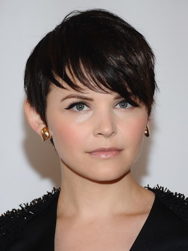 Ginnifer Goodwin Dyes Her Hair Silver Gray And Gives Us Major Summer ...