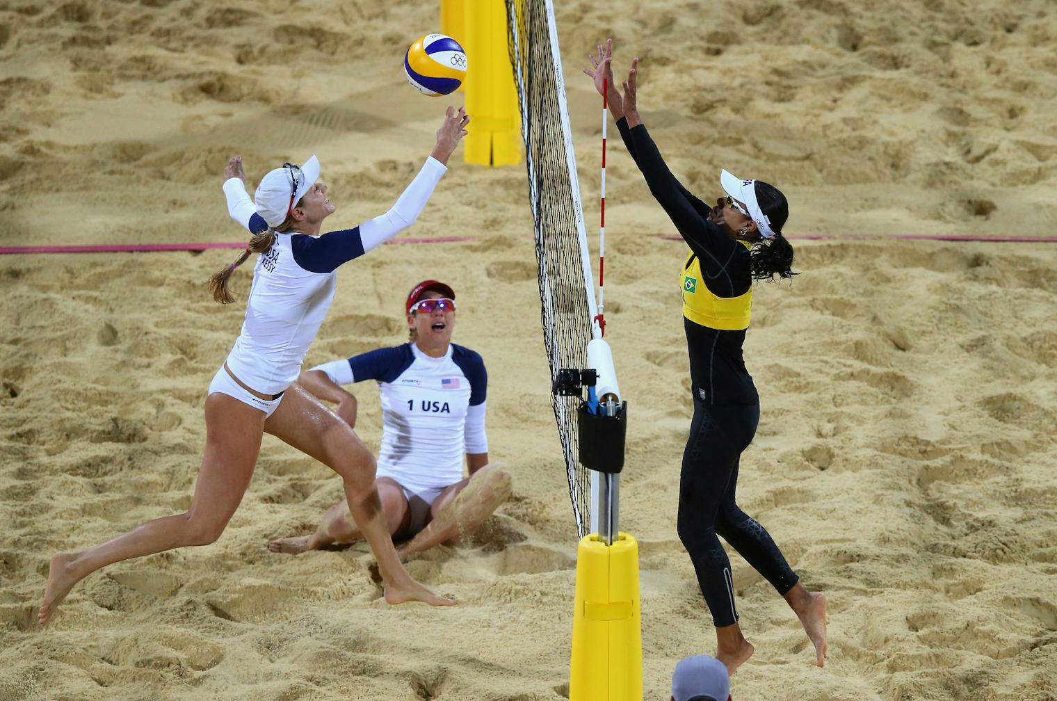 What Is The 2016 Olympic Beach Volleyball Dress Code? Here's How The