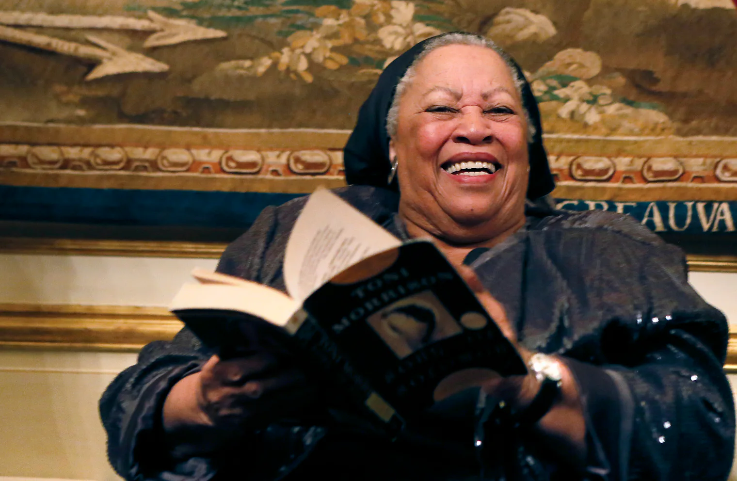 Why I’m Only Reading Books By Writers Of Color In 2015