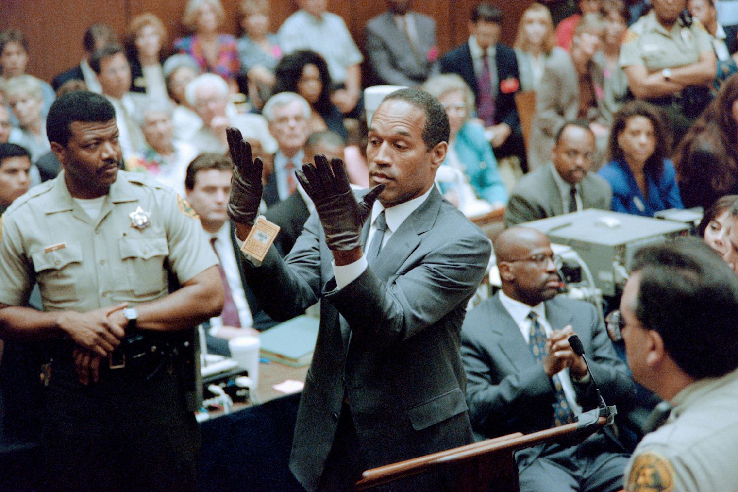 Why Didnt The Gloves Fit Oj Simpson This Iconic Trial Moment Lives On