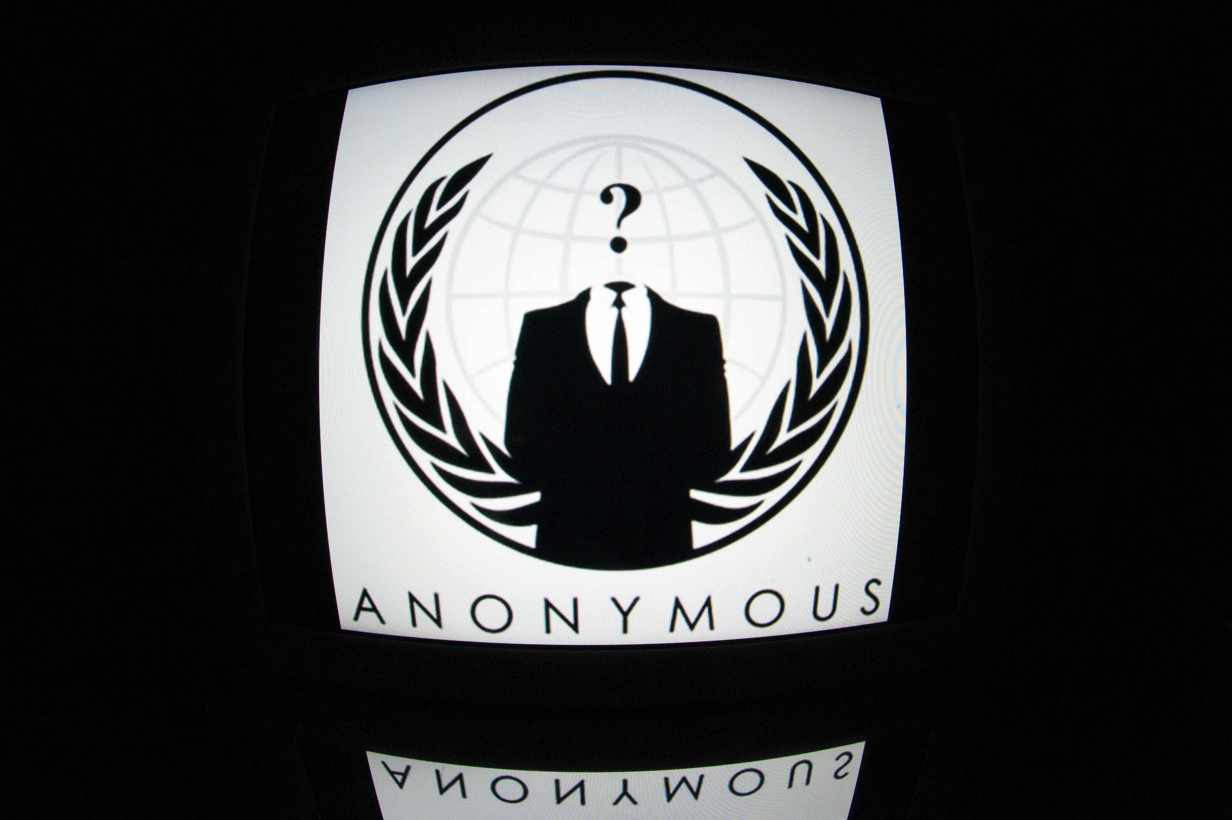 How Did Anonymous Start? The History Of The Mysterious "Hacktivist