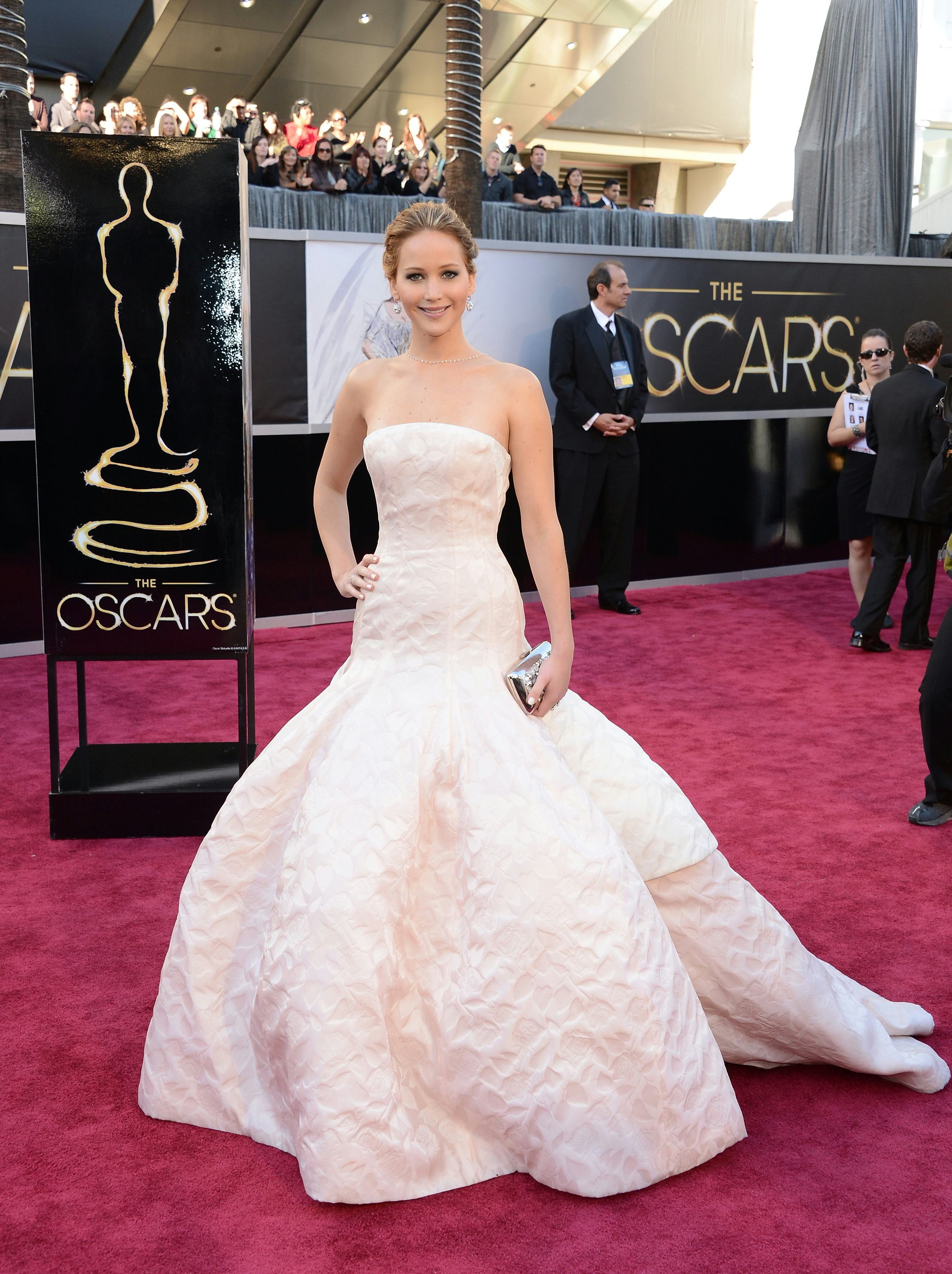 The 17 Most Iconic Oscars Dresses Throughout History Are Too Glamorous