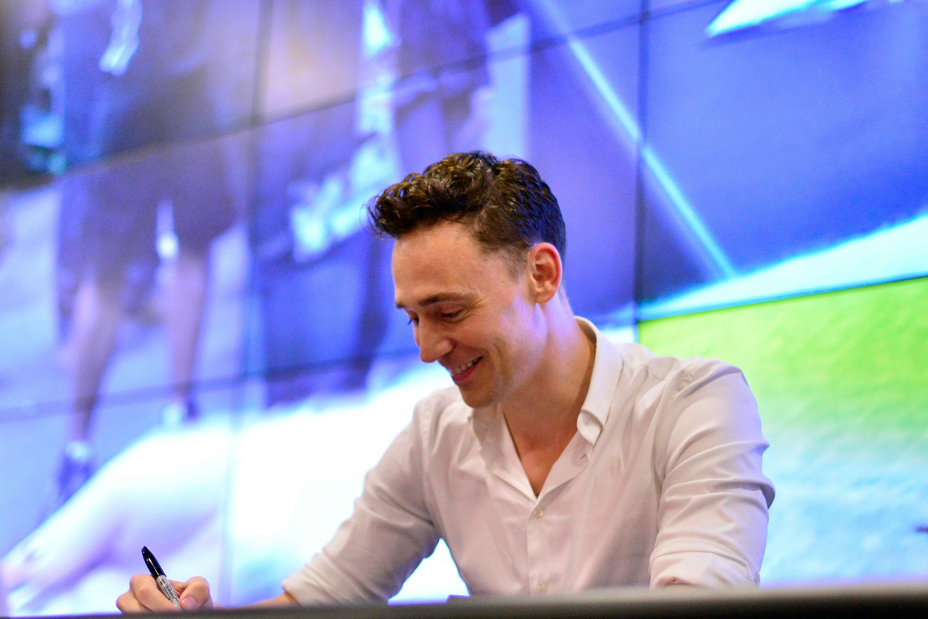 Test Your Tom Hiddleston Knowledge With This Ultimate Hiddlestoner Quiz