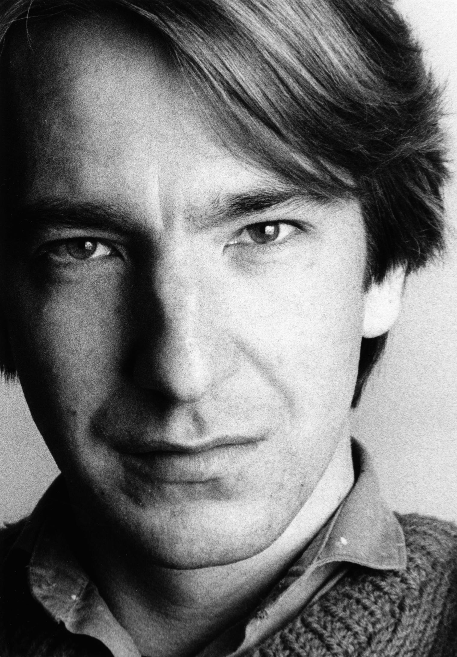 22 Incredible Photos Of Alan Rickman Throughout The Icon's Dazzling
