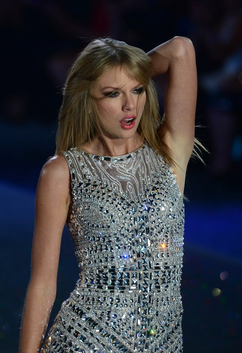 13 Taylor Swift Lyrics For Tattoos That You'll Never, Ever End Up ...