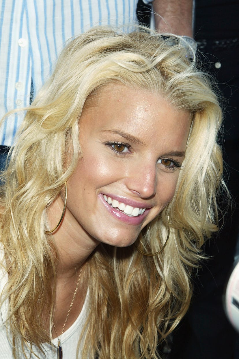 21 Jessica Simpson Hairstyles That Were All Of Our Early '00s Beauty Goals