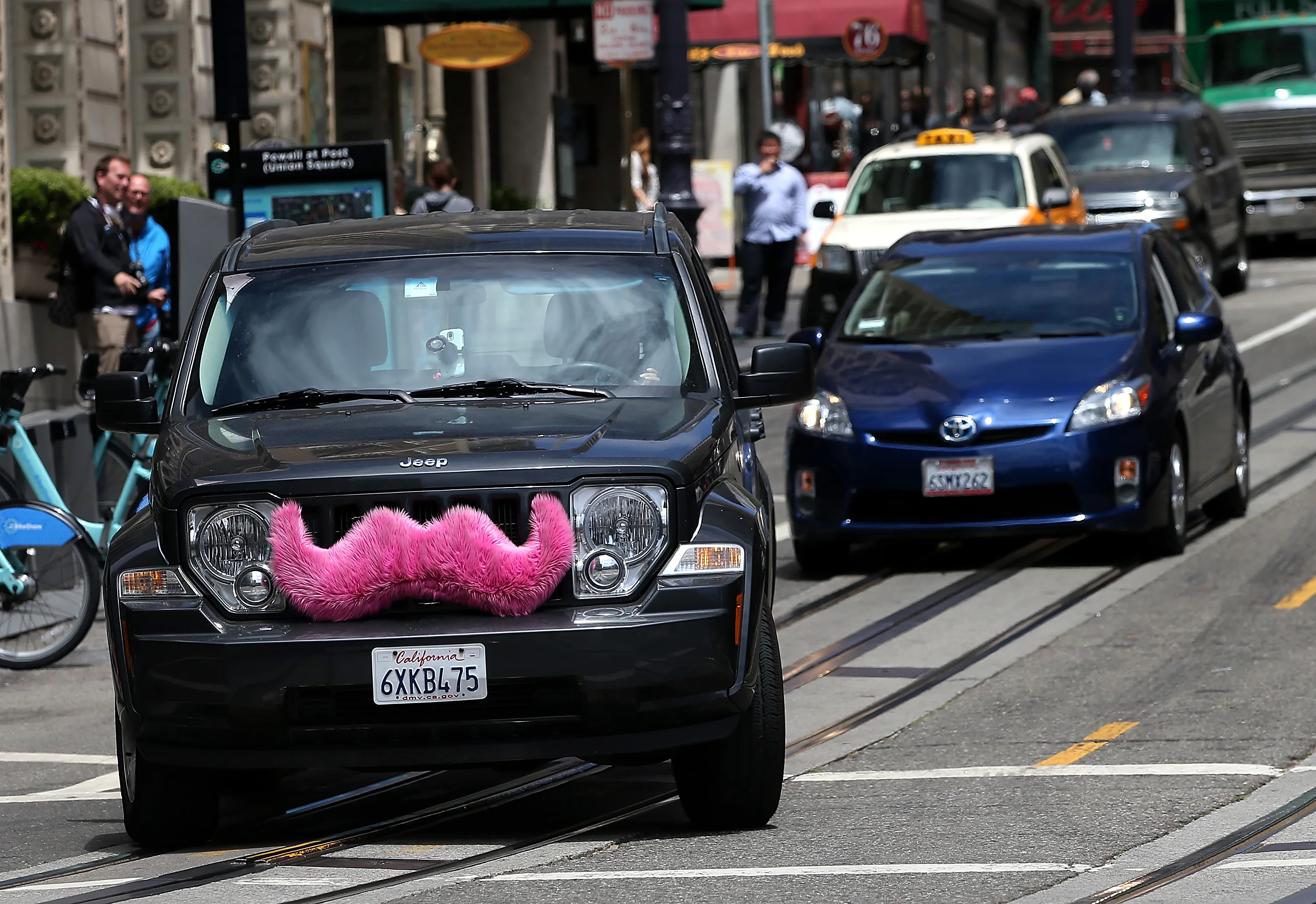 Uber & Lyft Accuse Each Other Of Dirty Tricks In The Transportation ...