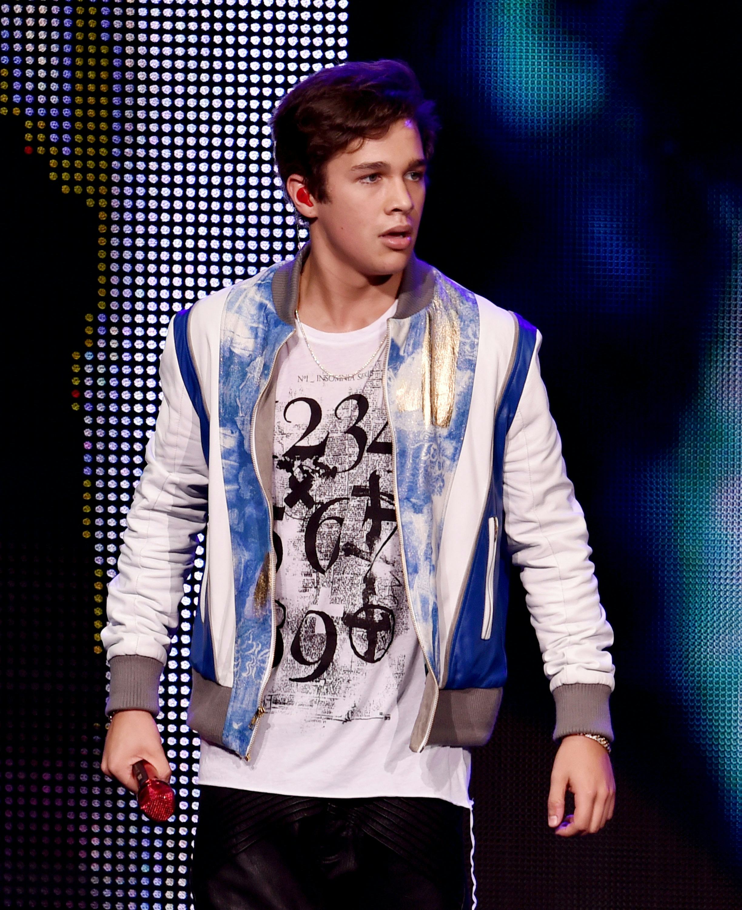 What Can Famous Teen Boys Teach Us About Fashion? A Whole Lot, Apparently