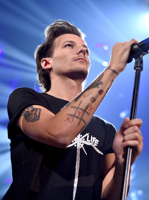 How Many Tattoos Does Louis Tomlinson Have A Whole Lot