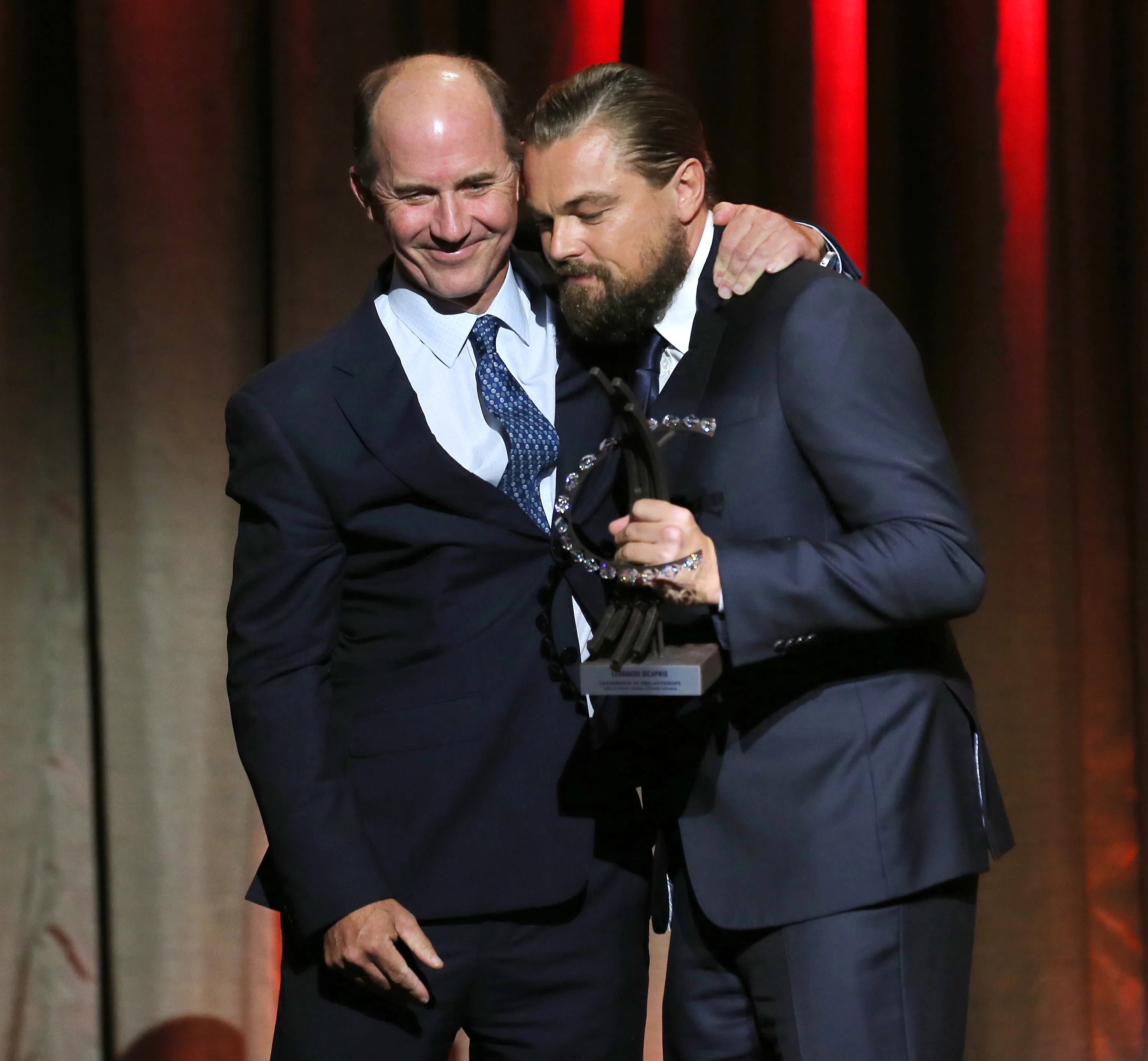 Leonardo DiCaprio Raps at a Club & His Song Choice Is Perfect — VIDEO