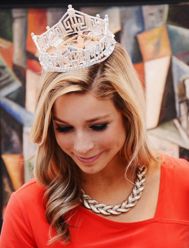 how-much-does-the-miss-america-crown-cost-the-answer-will-actually