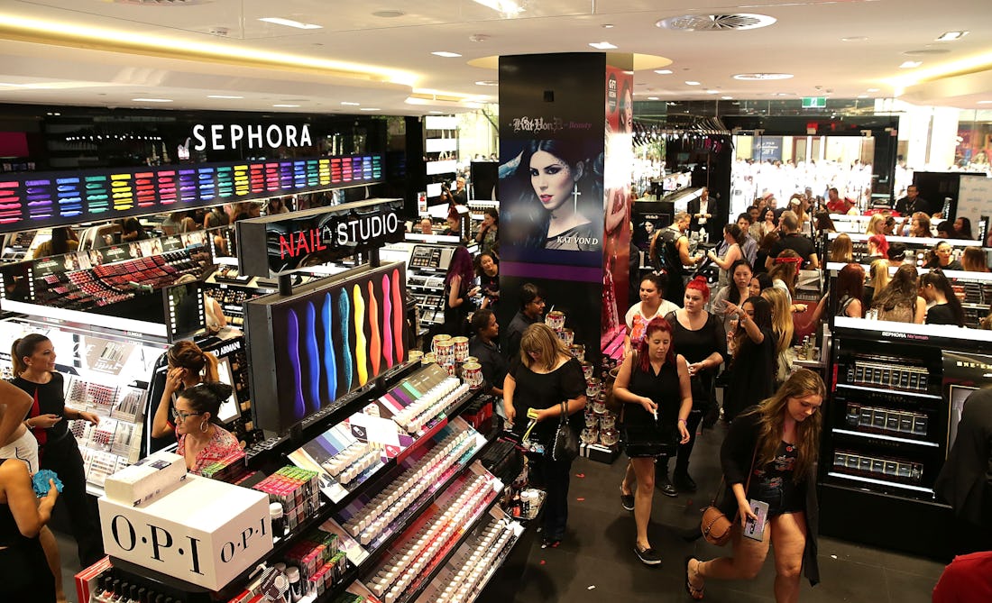 Does Sephora Offer Student Discounts? This Is The Makeup Giant's Policy