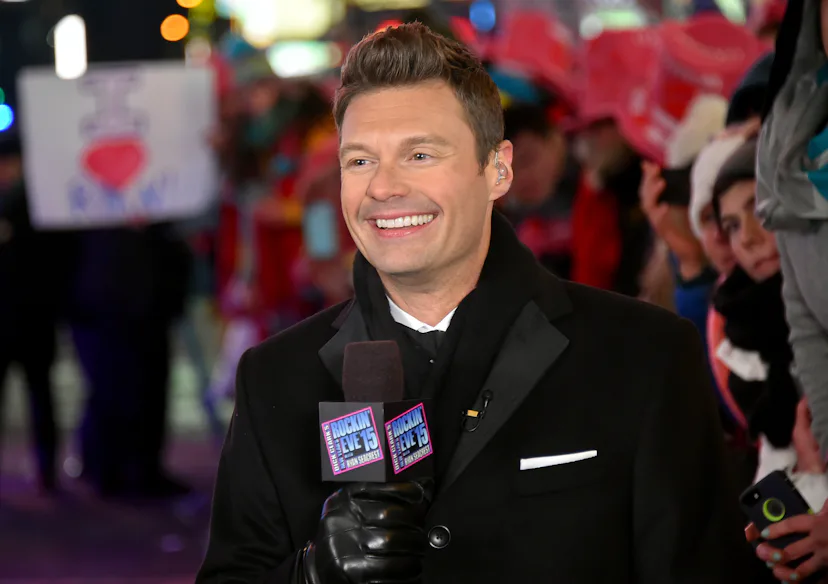New Year s Eve TV Specials That Will Help You Celebrate 2016 In Cozy New year s eve tv specials that will help you celebrate 2016 in cozy