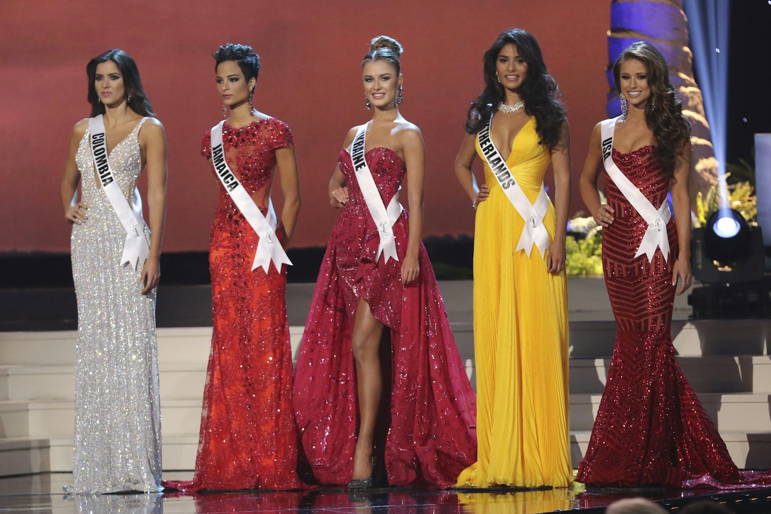 The 4 Most Awkward Questions Beauty Pageant Contestants Have Been Asked the-4-most-awkward-questions-beauty-pageant-contestants-have-been-asked