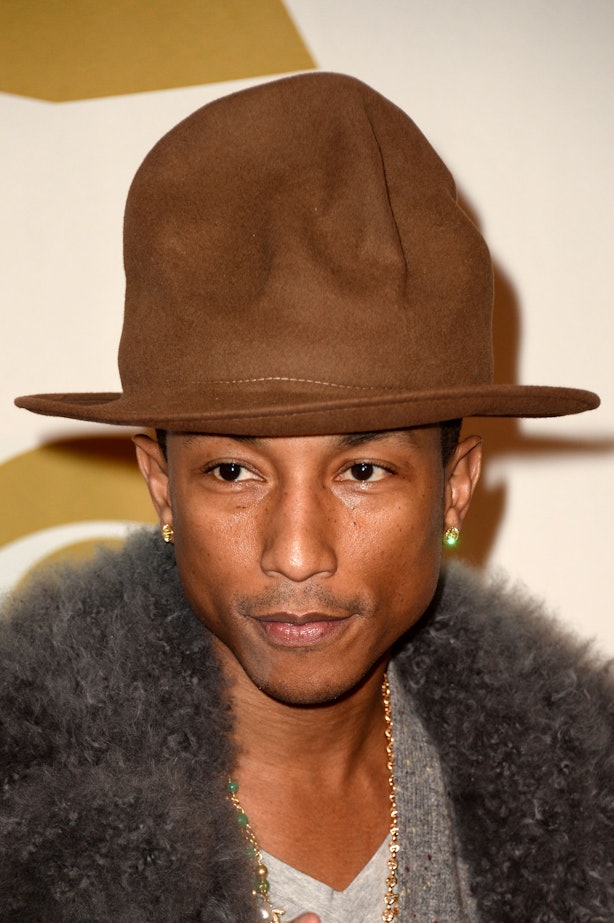 Pharrell's 2016 Grammys Outfit Challenges Gender Norms & Totally Slays ...