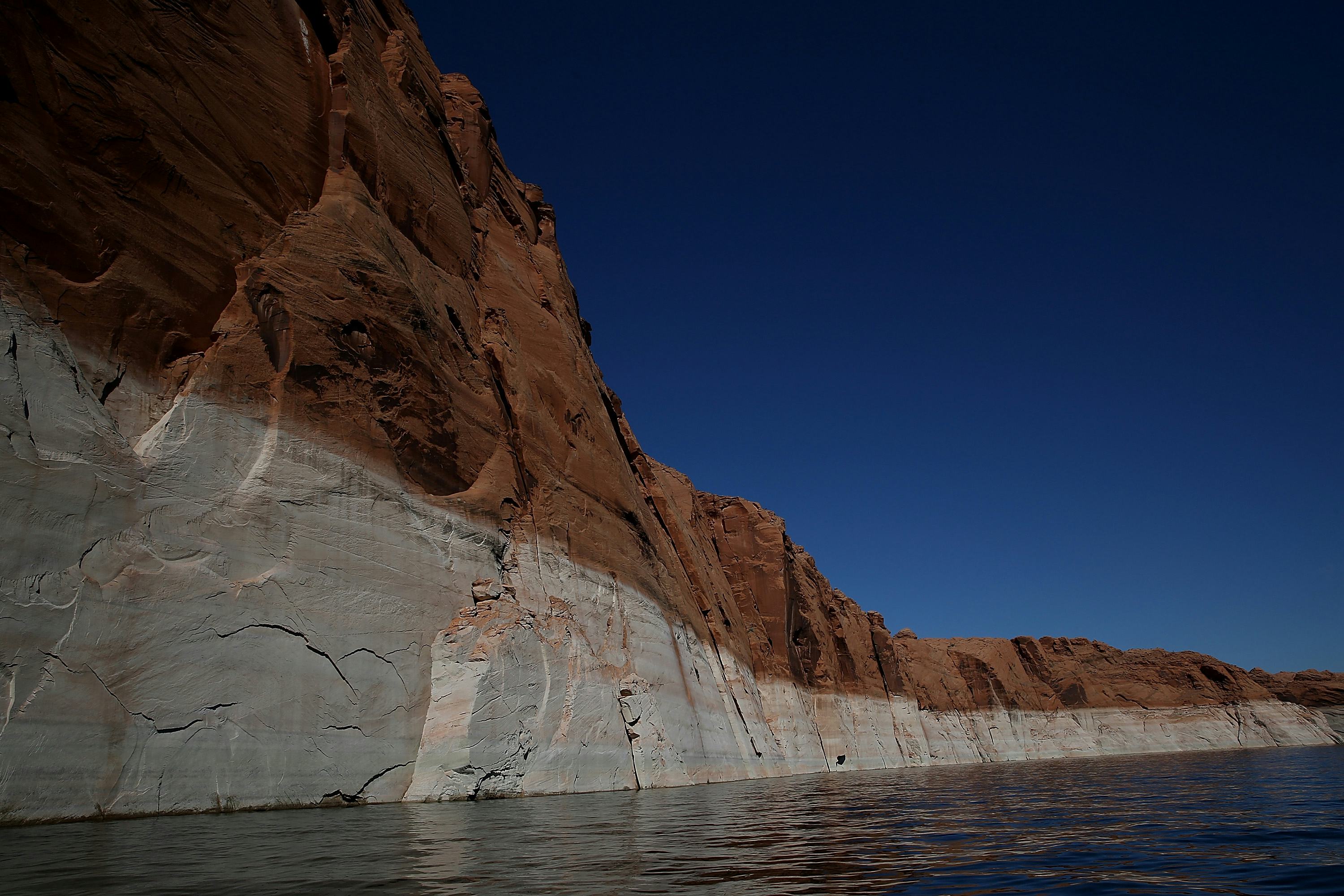 Photos Of The Colorado River Basin Drought Show How Scarily Empty The ...