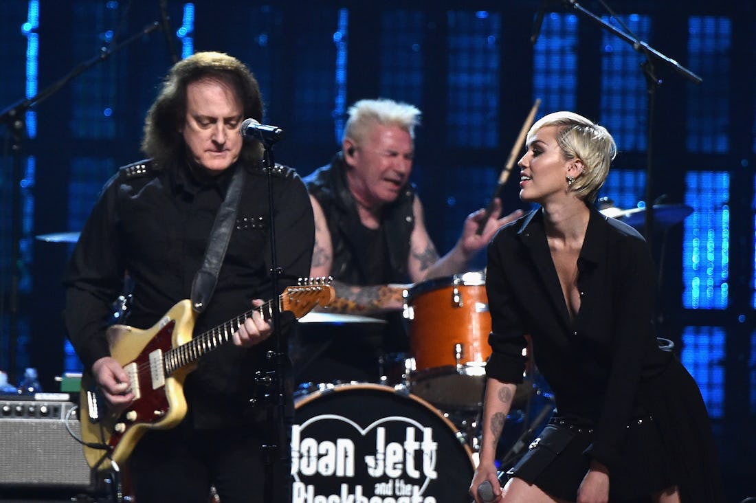 Miley Cyrus' Inducts Joan Jett To The Rock & Roll Hall Of Fame WIth A