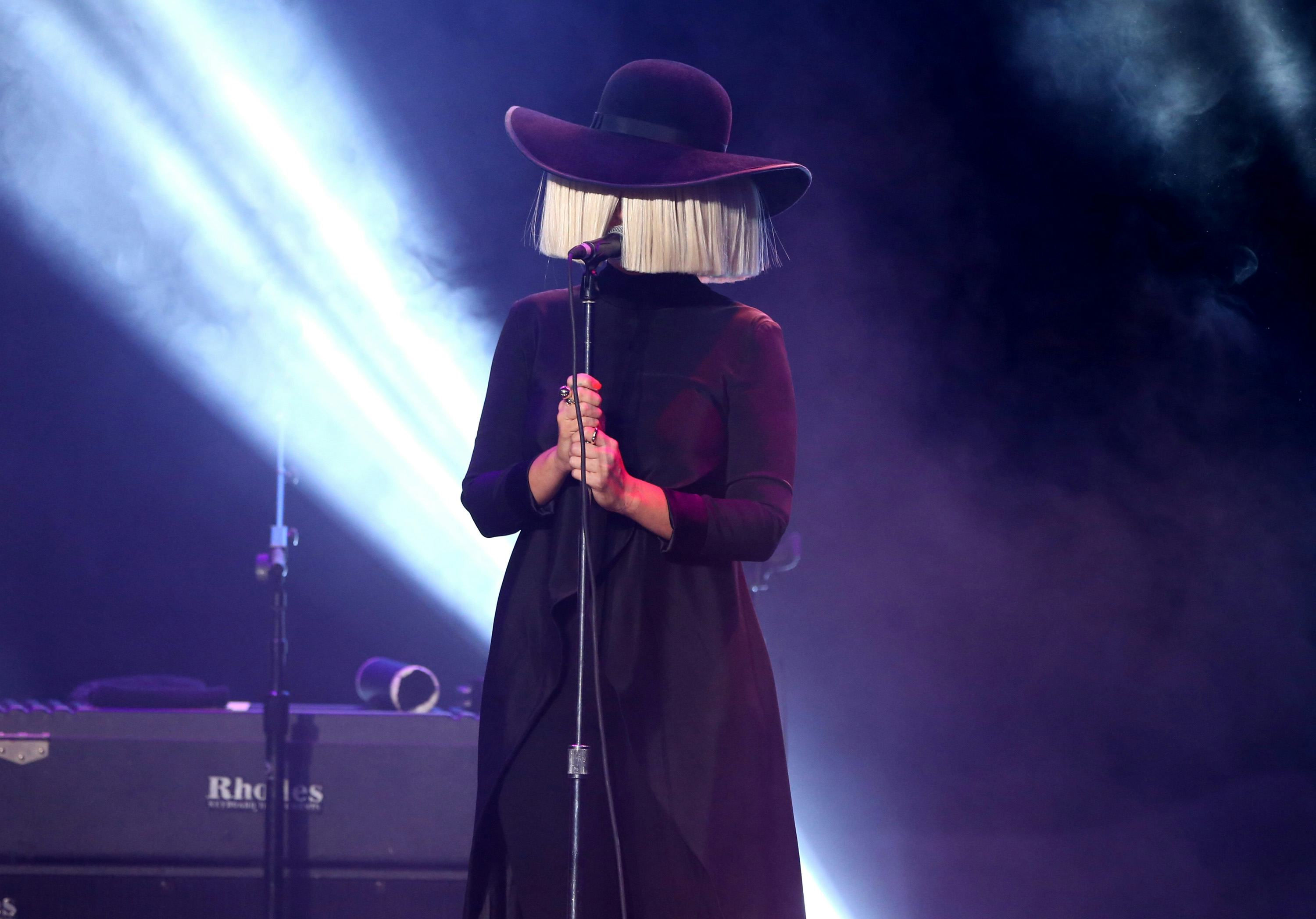 Now-Famous Musical Artists Who Got Their Start Writing For Others In