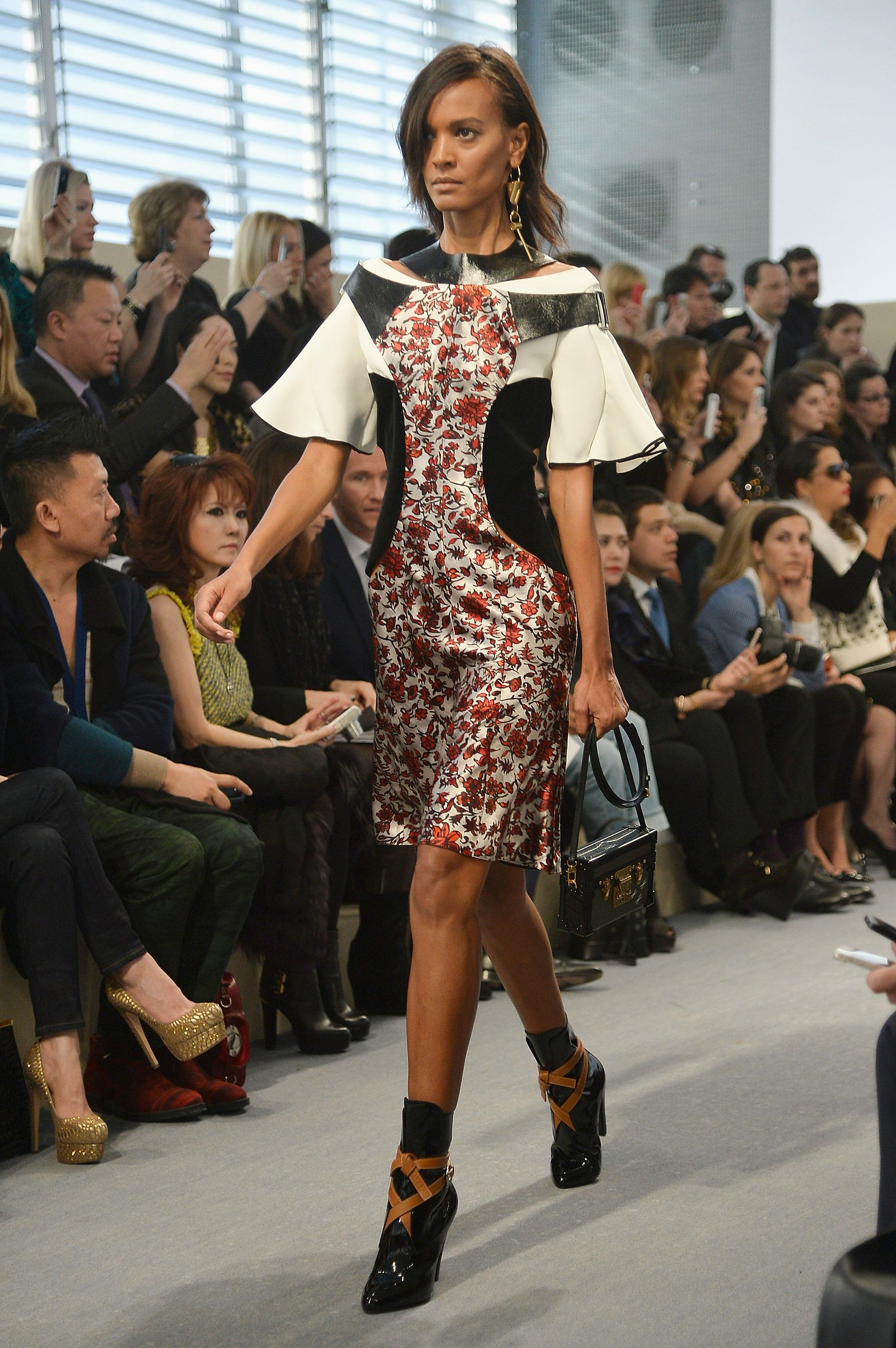 8 Ways to Make High Heel Shoes Comfortable