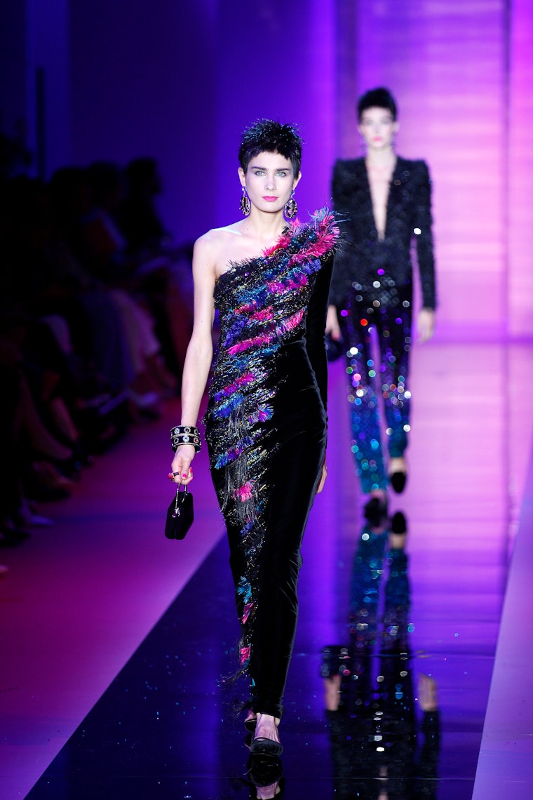 13 Armani Privé Fall 2015 Couture Gowns That Are Red Carpet-Ready