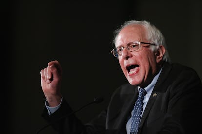 27 Enthusiastic Photos Of Bernie Sanders Looking So Passionate, You'll ...