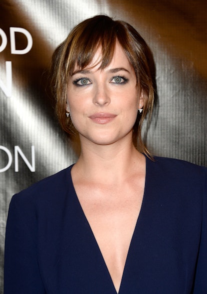 Dakota Johnson's Wraparound Charcoal Eyeliner Is A Look You're Going To ...