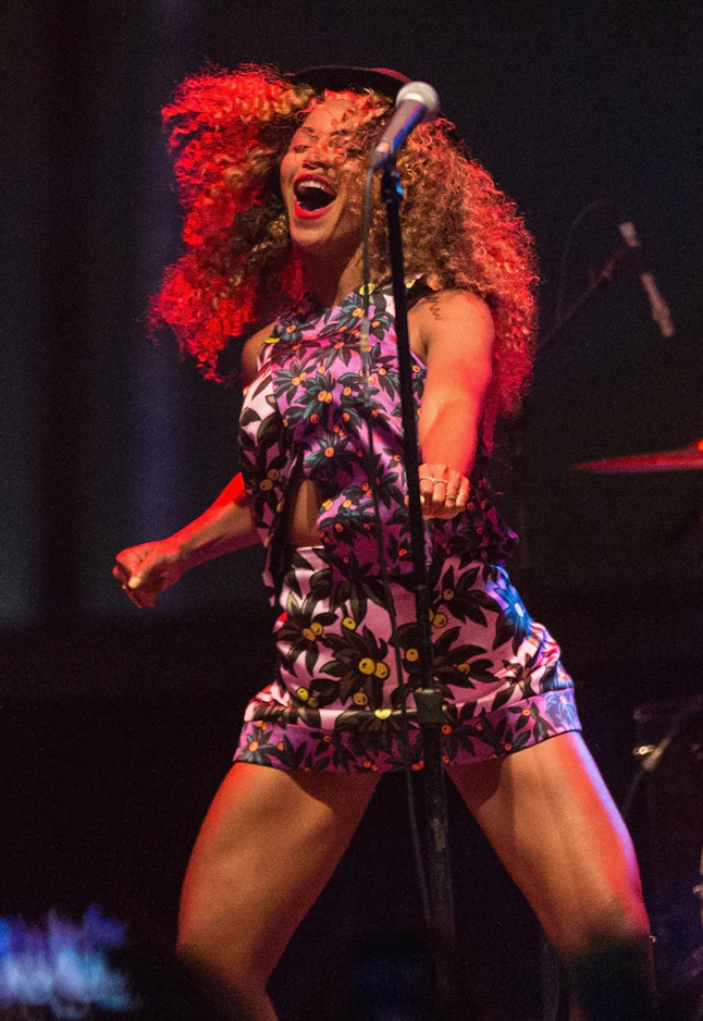 Bey Con The 10 Best Beyonce Concert Outfits That Were Equally Fashionable ...