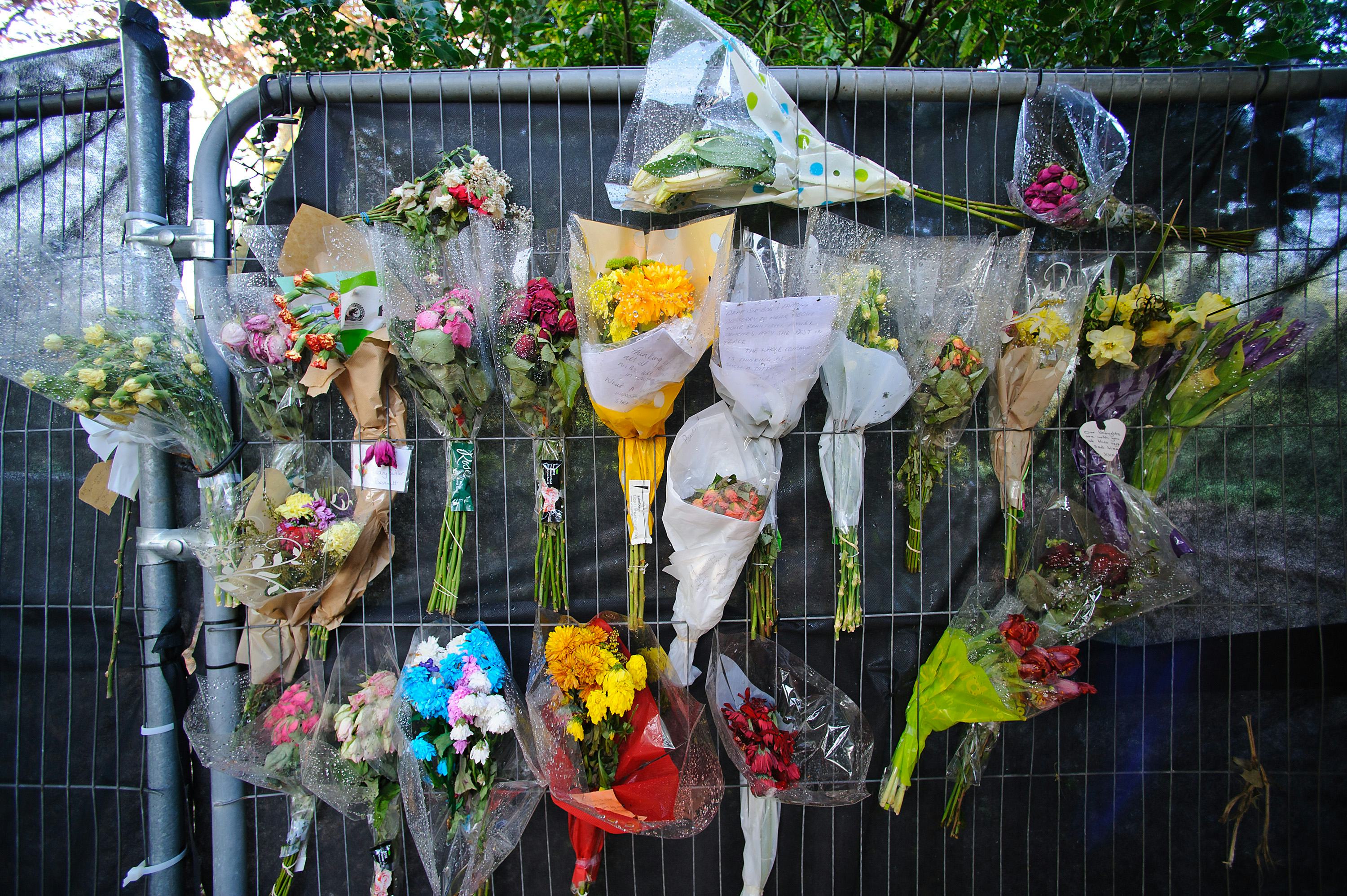 Peaches Geldof's Funeral Coffin Is Original, Beautiful, & Touching PHOTOS