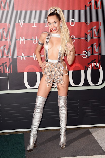 Miley Cyrus Hot Blonde Pussy - Miley Cyrus' 2015 VMAs Red Carpet Outfit Looked Like These 6 Unexpected  Things