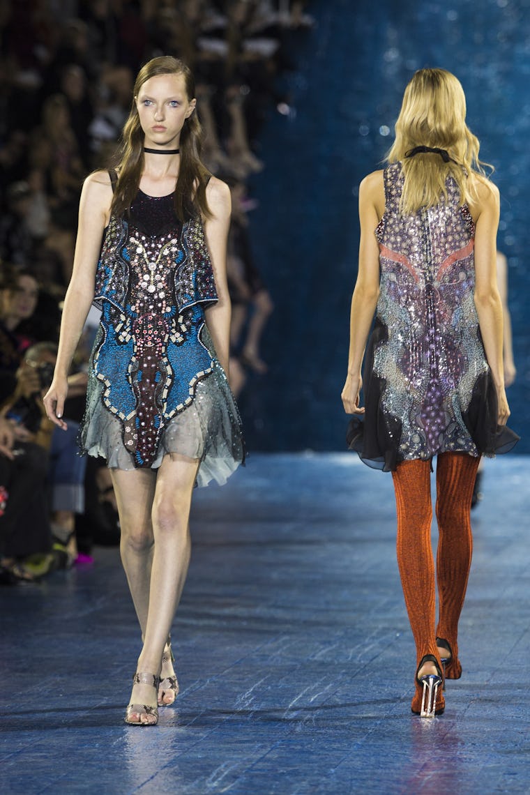 How To Wear A Ribbon In Your Hair A La Spring/Summer 2016 Fashion Shows ...