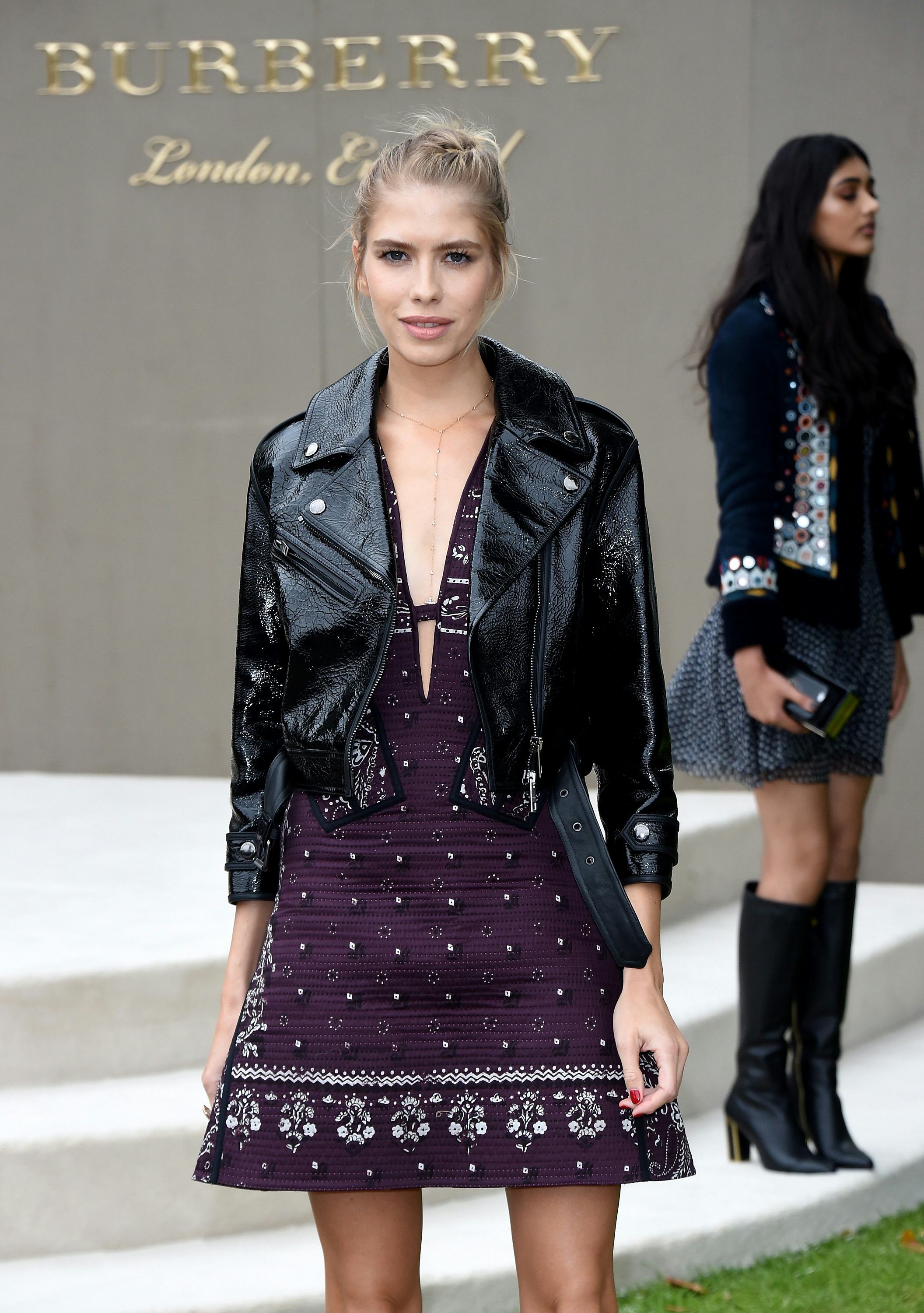 What Size Leather Jacket Should You Get? 6 Tips To Consider When Shopping