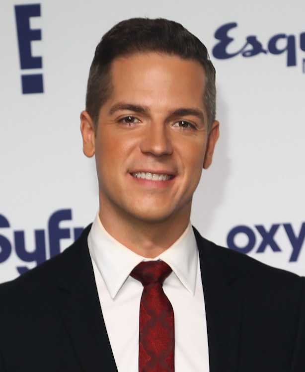 Is E!'s Jason Kennedy One of THE Kennedys? His Wedding Special Has Us Wondering