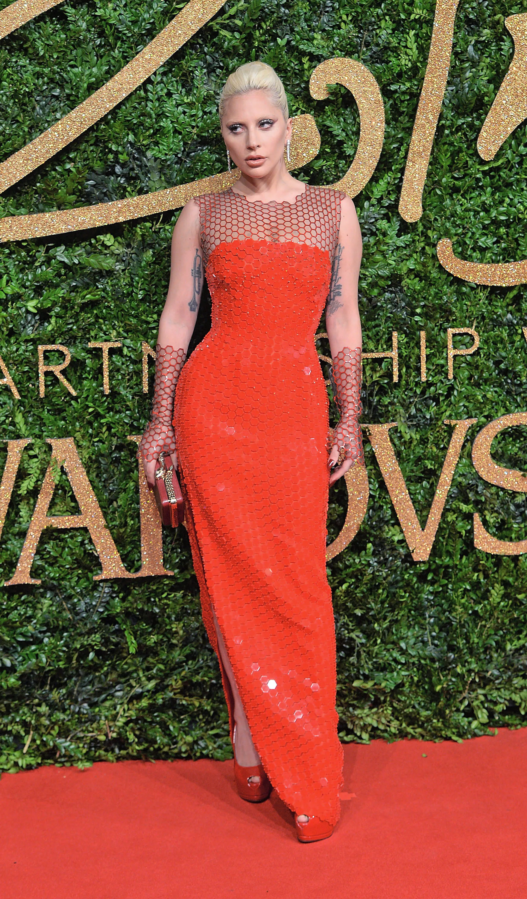 lady gaga dress golden globes Gown Lady Gaga Golden Globe 2019 Lady Gaga Golden Globes 2019 Fashion Lady  Gaga Golden Globes Red