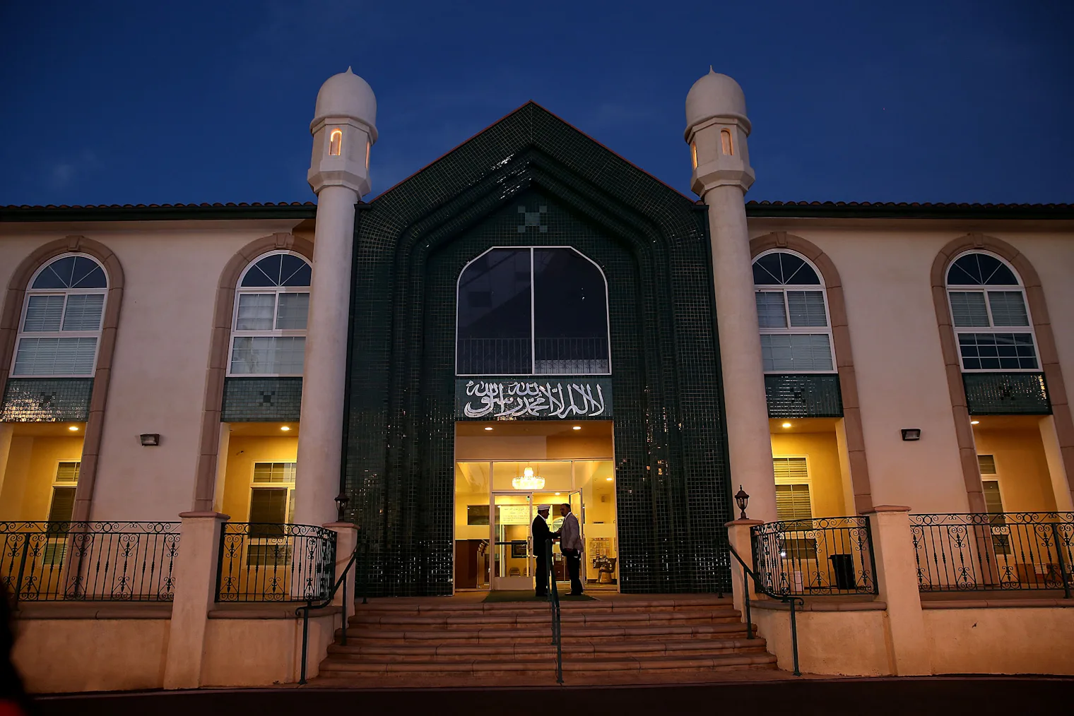 San Bernardino Vigils Honor Victims As The Community Copes With Tragedy San Bernardino Vigils Honor Victims As The Community Copes With Tragedy