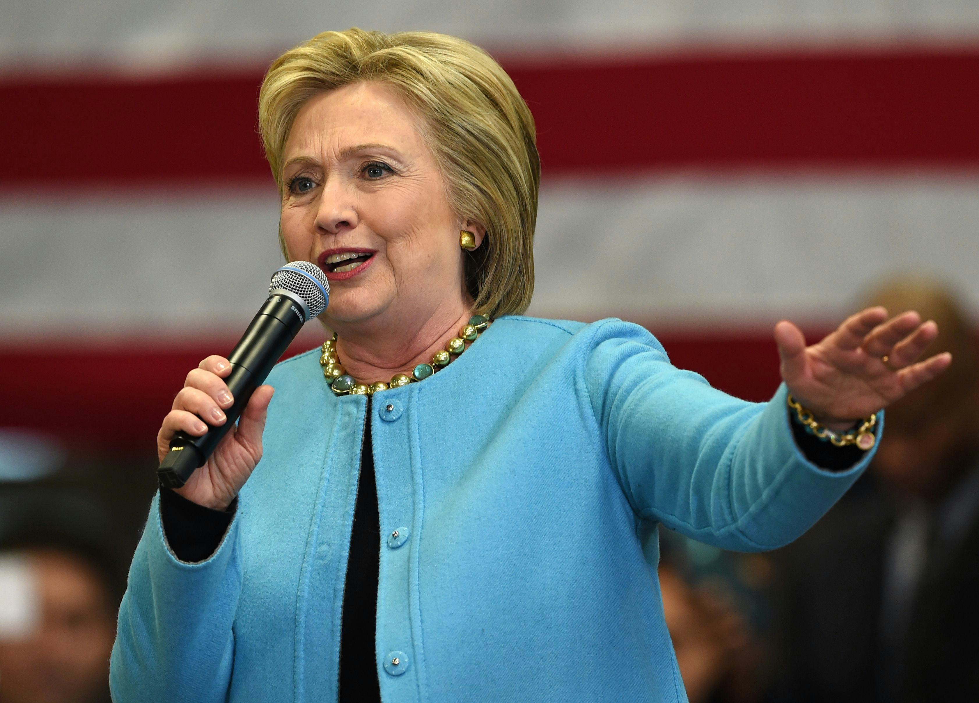 Why Sexy Women Over 50 Make Some Men So Uncomfortable (And Why That&rsquo;s