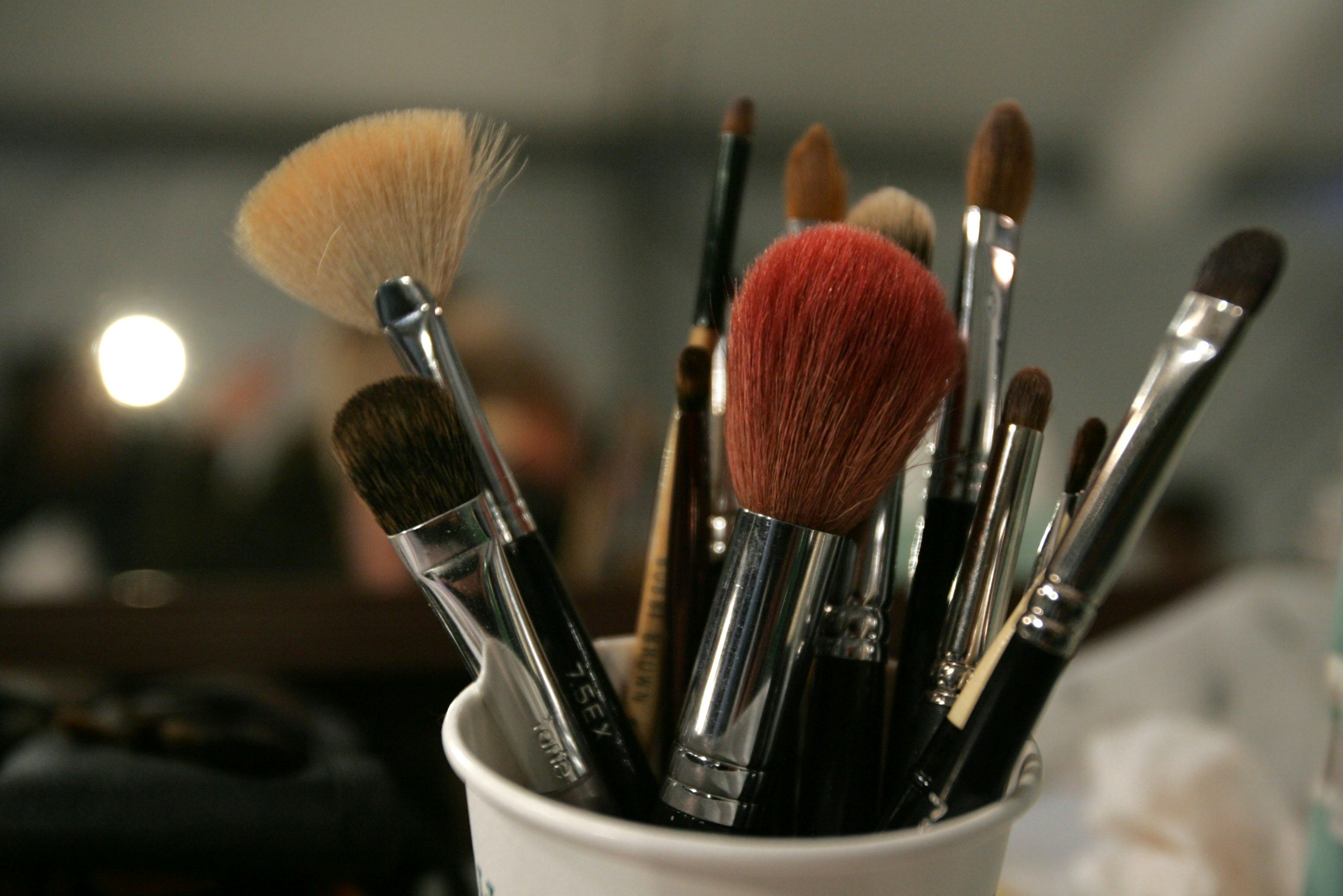 This Is How Often Should You Replace Makeup Brushes To Get The Most Out