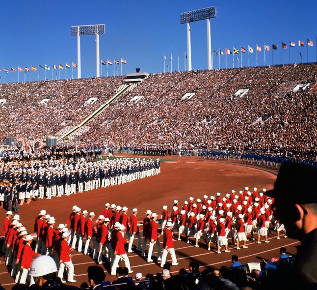 19 Best Olympic Uniforms Throughout History — PHOTOS