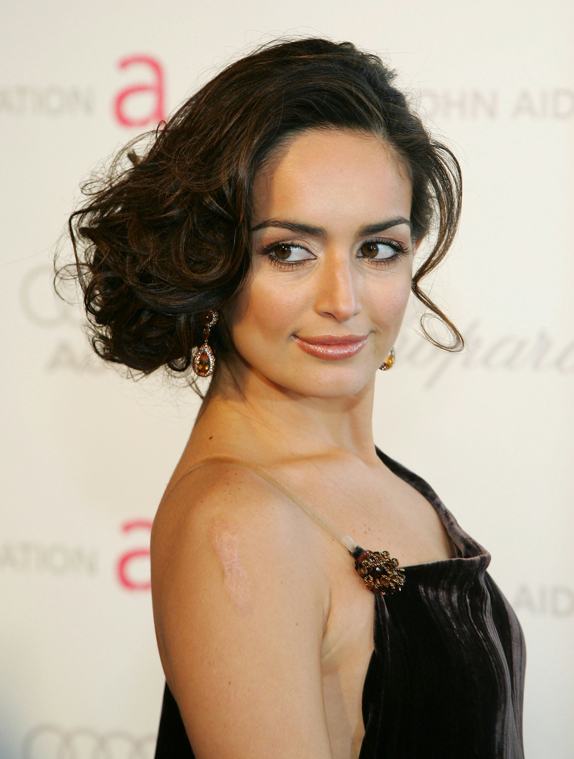 7 Beautiful Photos Of Scars To Make You Want To Embrace Your Own — PHOTOS