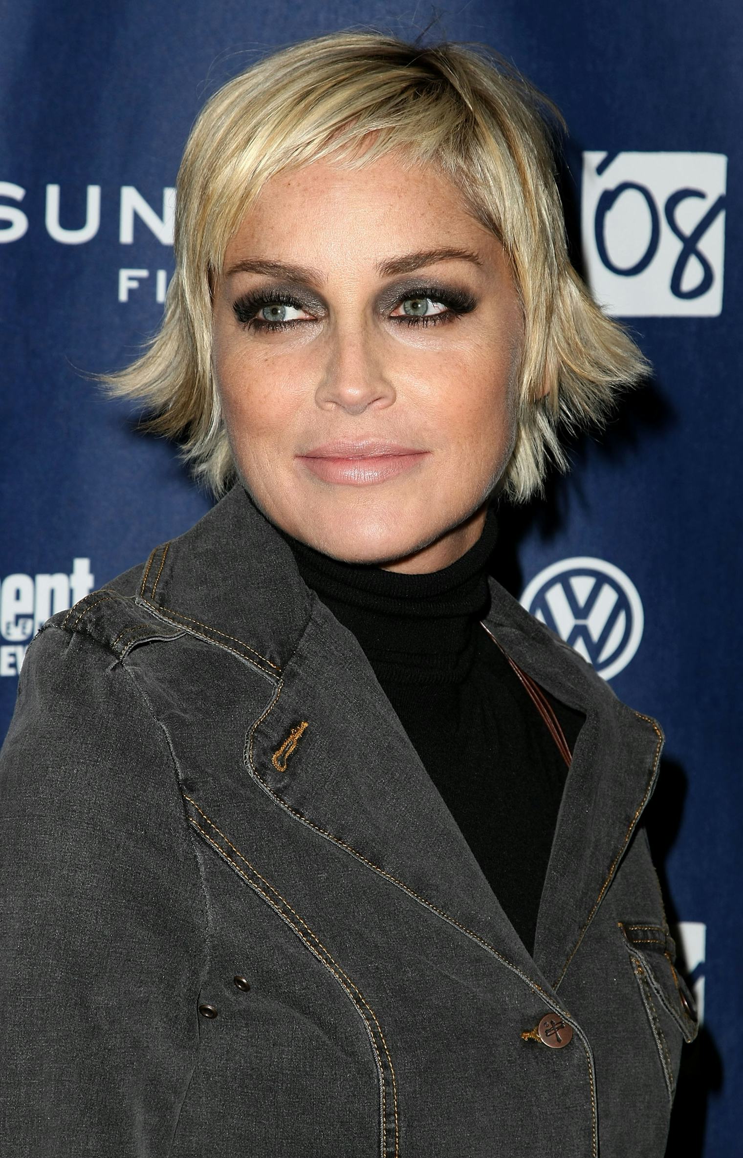 Sharon Stone S Makeup Free Selfie Proves Bare Skin Is Still In