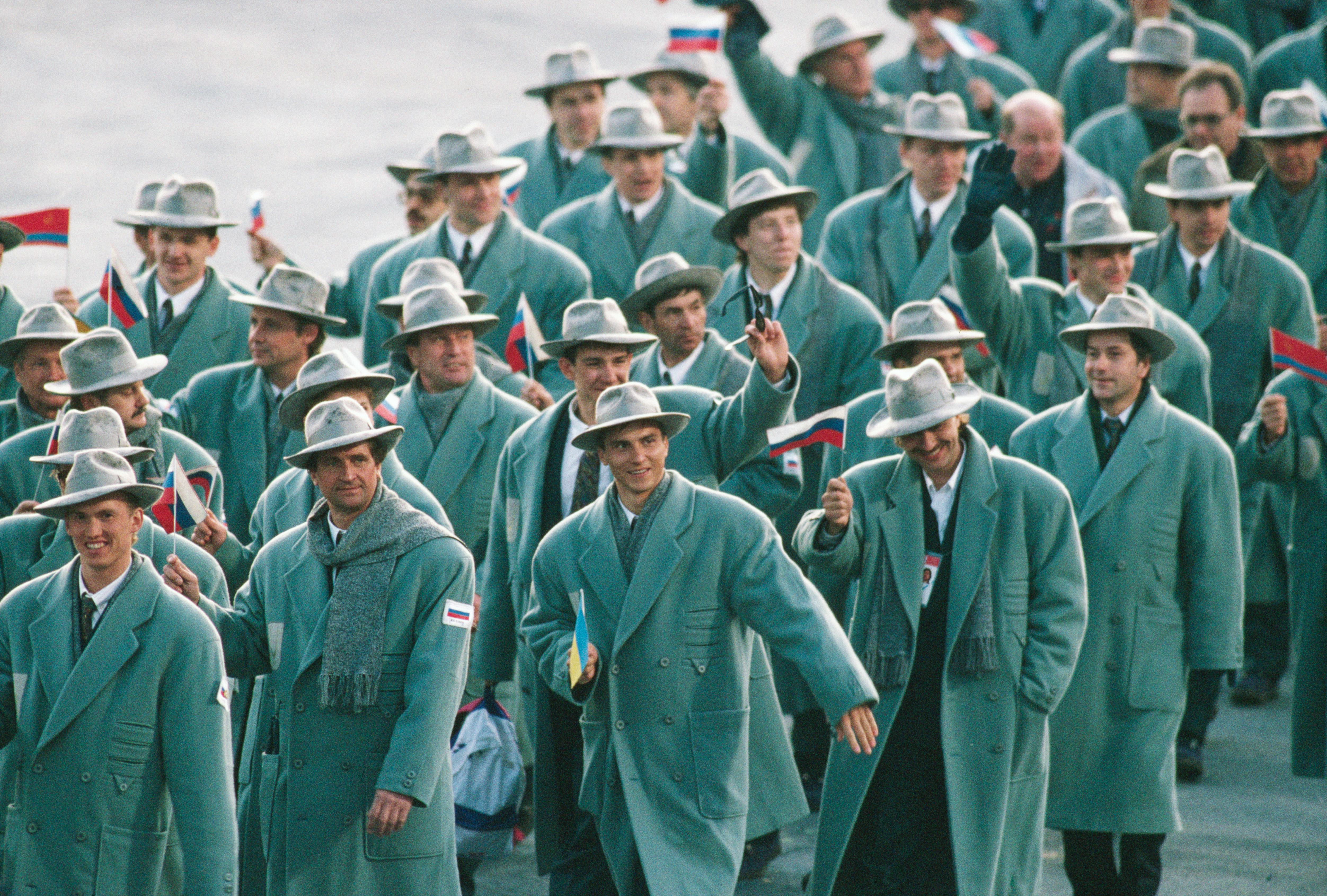19 Best Olympic Uniforms Throughout History — PHOTOS