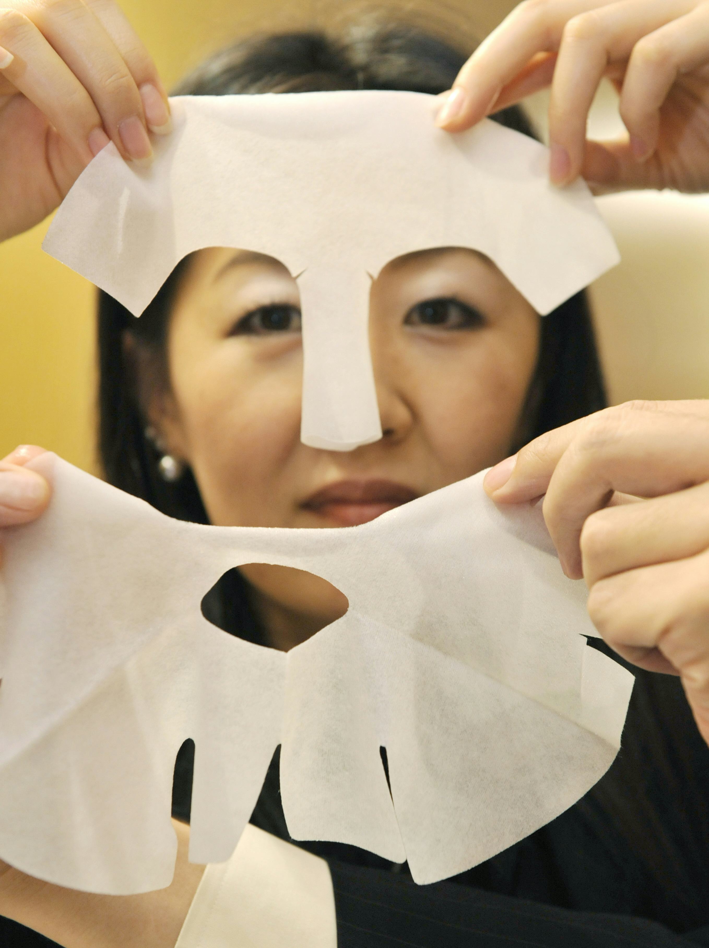 Can Limes Get Rid Of Dark Spots On The Skin? This Might Be A Myth