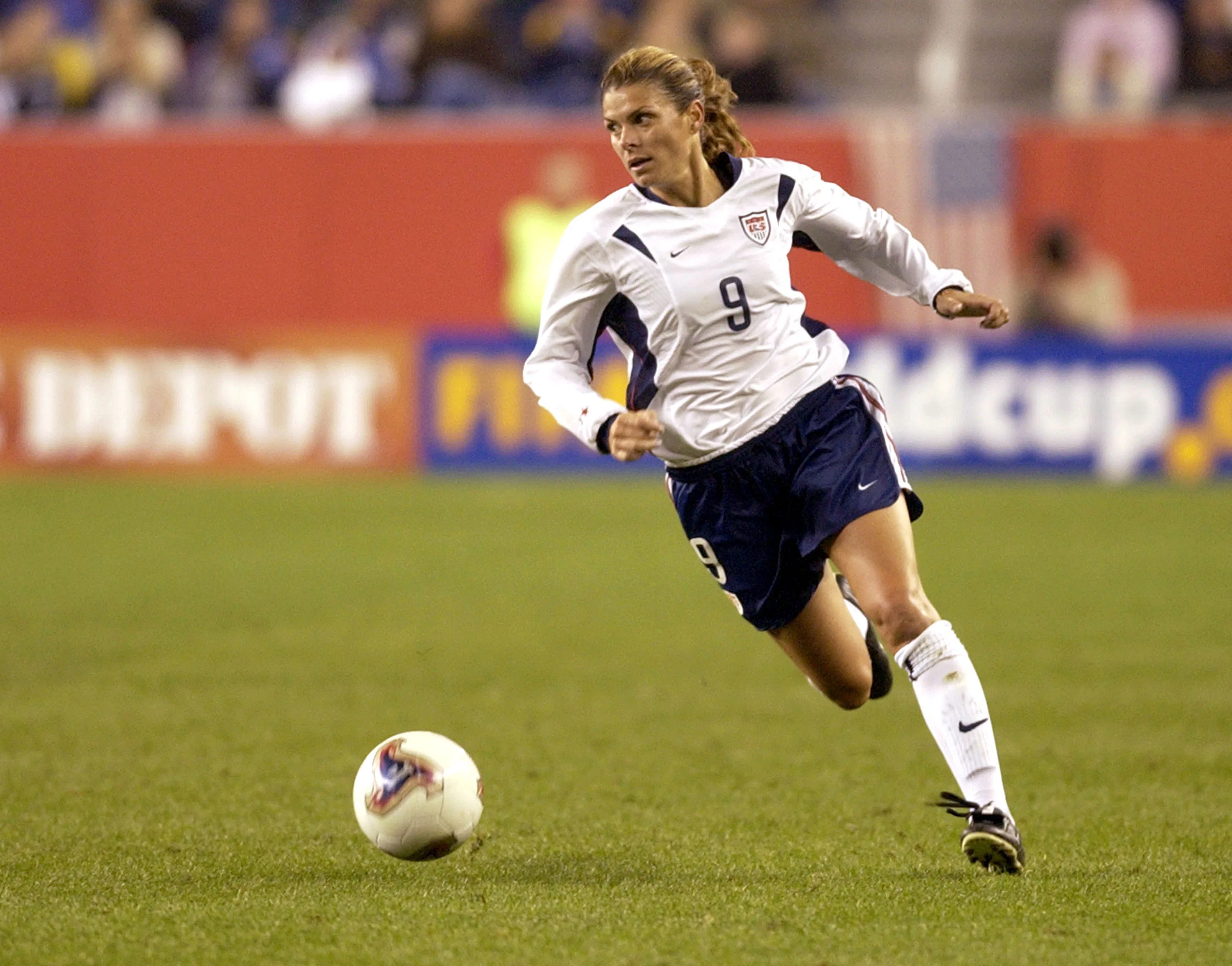 8 Inspirational Mia Hamm Quotes That Can Get You Through Anything
