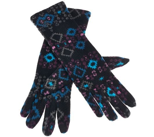 How To Wear Engagement Rings With Gloves When The Temperatures Begin To