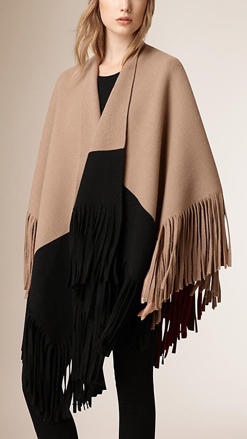 How To Tie A Blanket Scarf In 9 Stunning & Unique Ways — PHOTOS