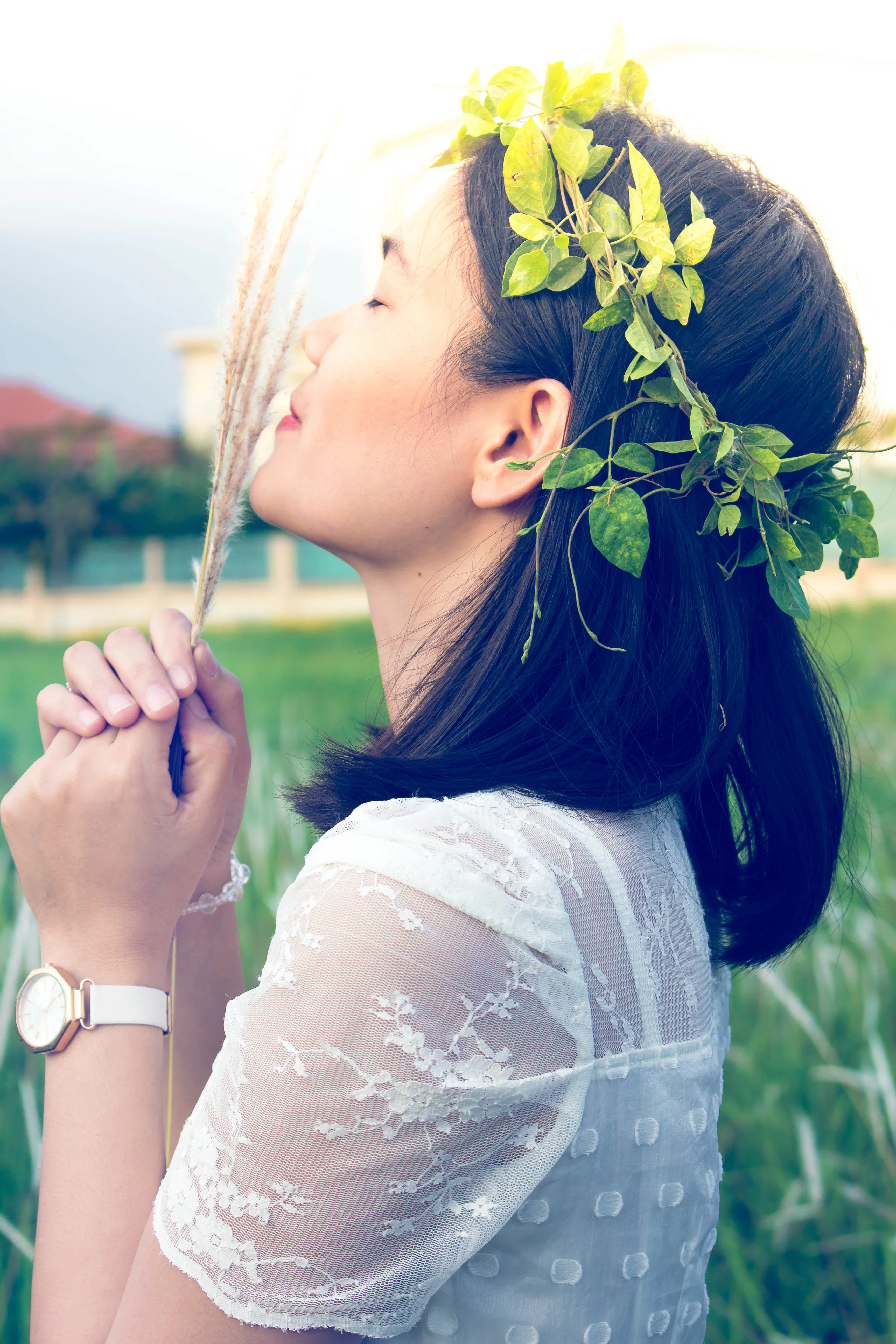 7 Things Hairstylists Would Never Do To Someone s Hair
