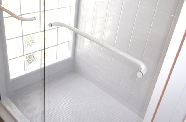shower pubic hair shaving bathroom mold showers sliding shave curbless doors wrong things bath fitter tub cleaning down preventing bustle