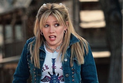 These 15 Outdated Lizzie McGuire Outfits Will Make You All Sorts Of