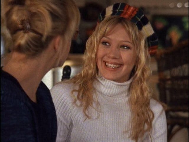These 15 Outdated Lizzie McGuire Outfits Will Make You All Sorts Of
