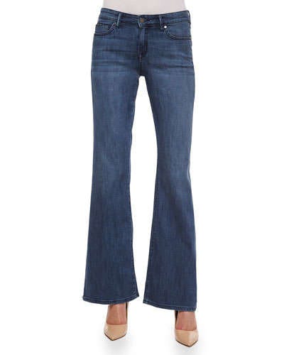 The 7 Best Jeans For Boots To Wear When It Starts Getting Chilly