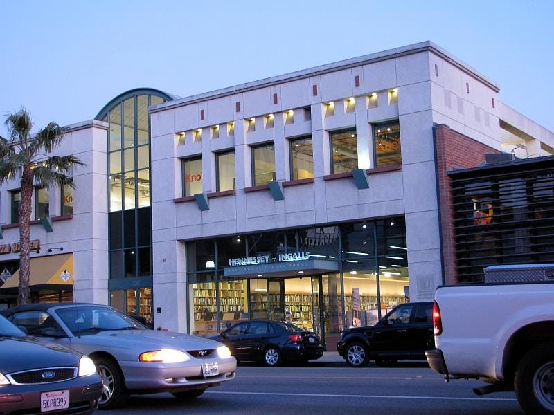 The 8 Best Bookstores In Los Angeles, Because, Yes, People Do Read Out West